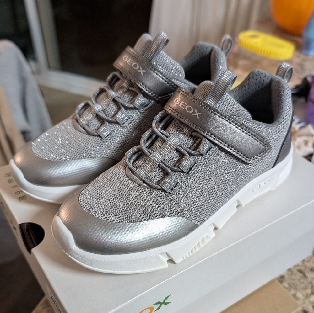 Merrell Gray Silver Sneakers Size US 1